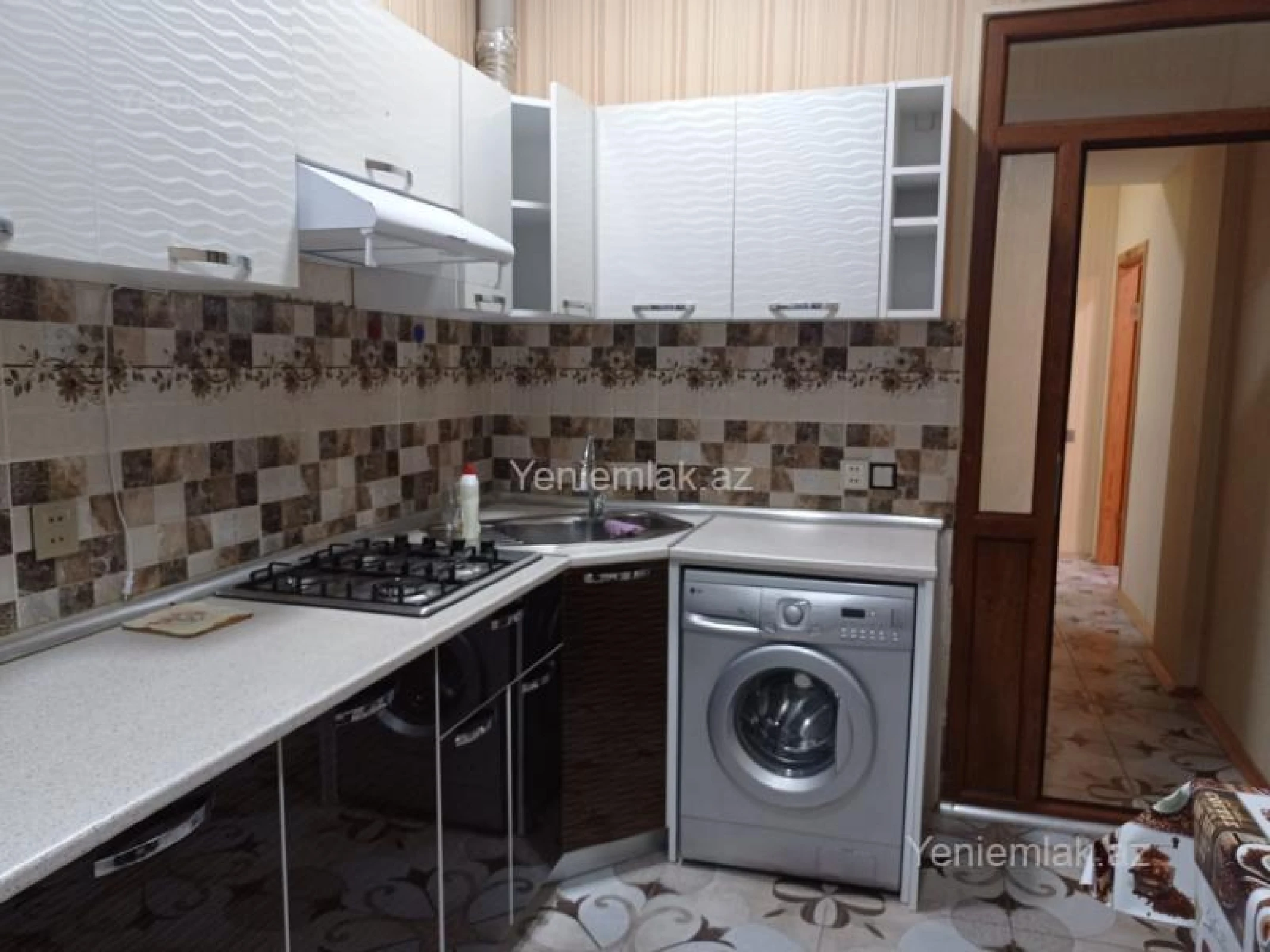 Satılır 3 otaqlı yeni tikili 74 m²