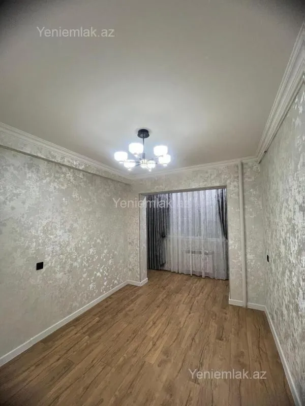 Satılır 3 otaqlı köhnə tikili 70 m²