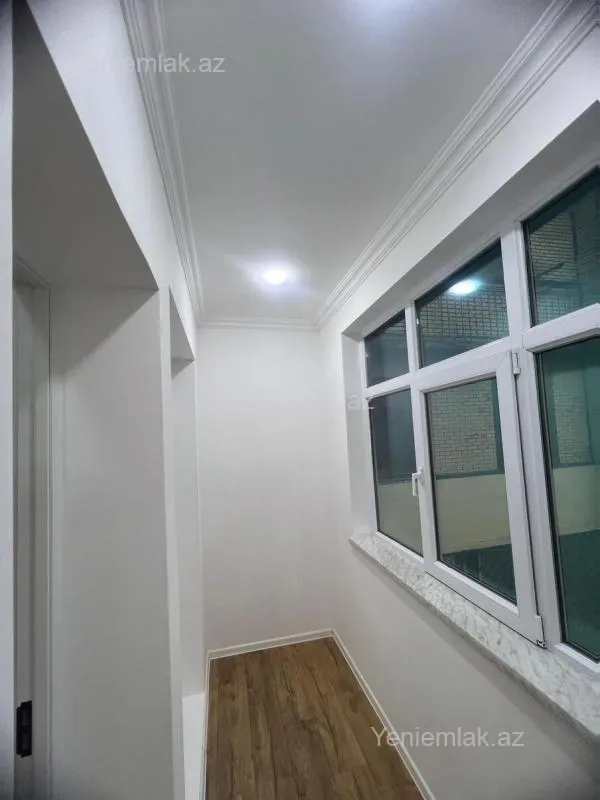 Satılır 3 otaqlı köhnə tikili 70 m²