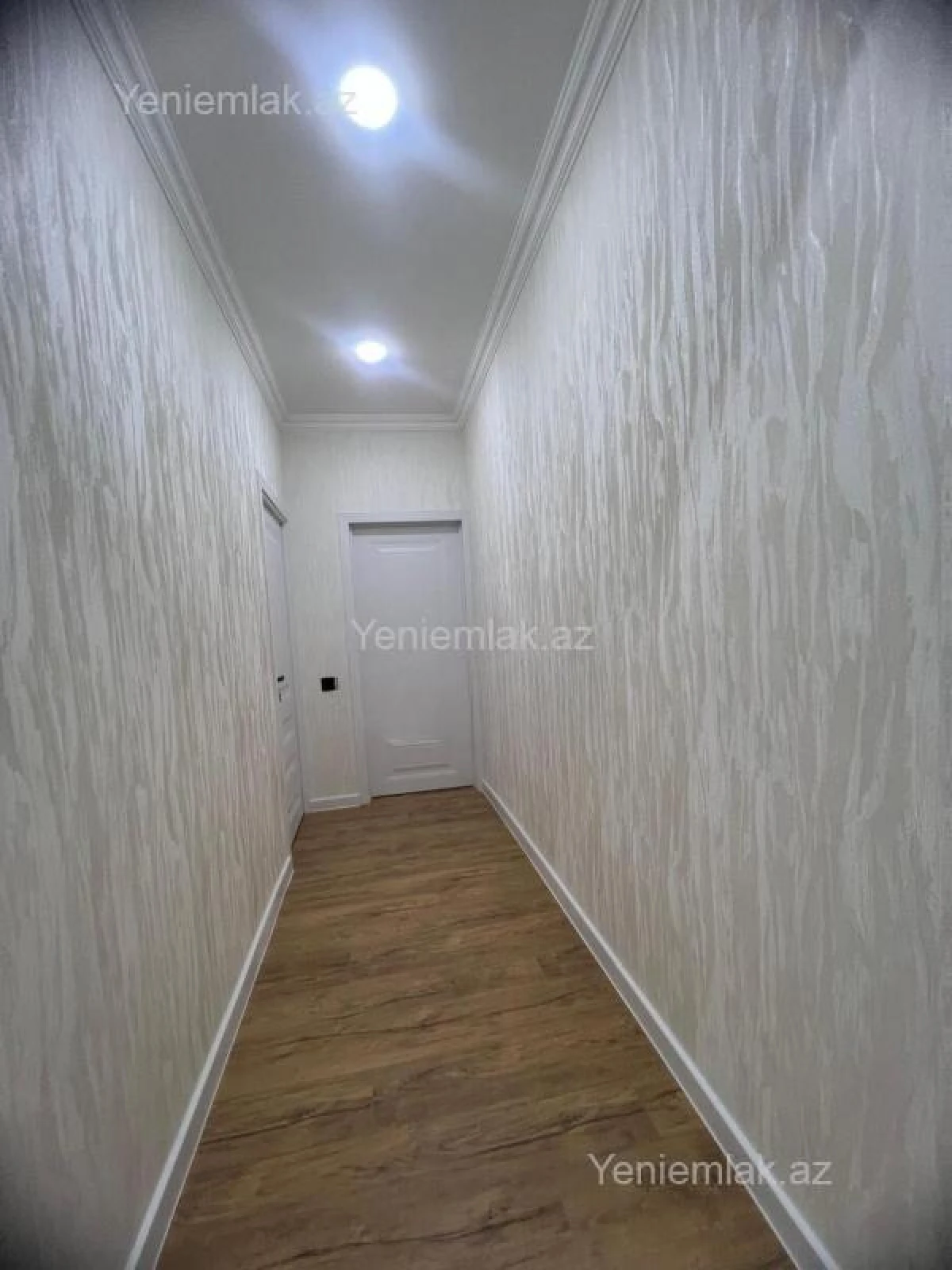 Satılır 3 otaqlı köhnə tikili 70 m²