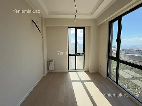 Satılır 3 otaqlı yeni tikili 83 m²