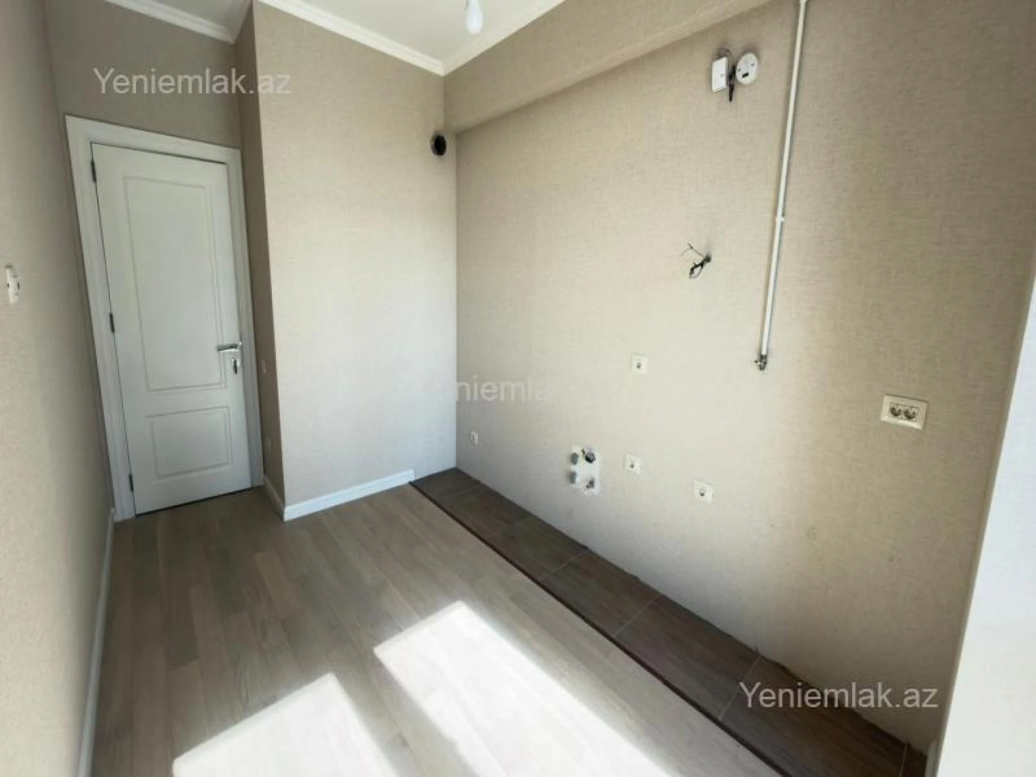 Satılır 3 otaqlı yeni tikili 83 m²