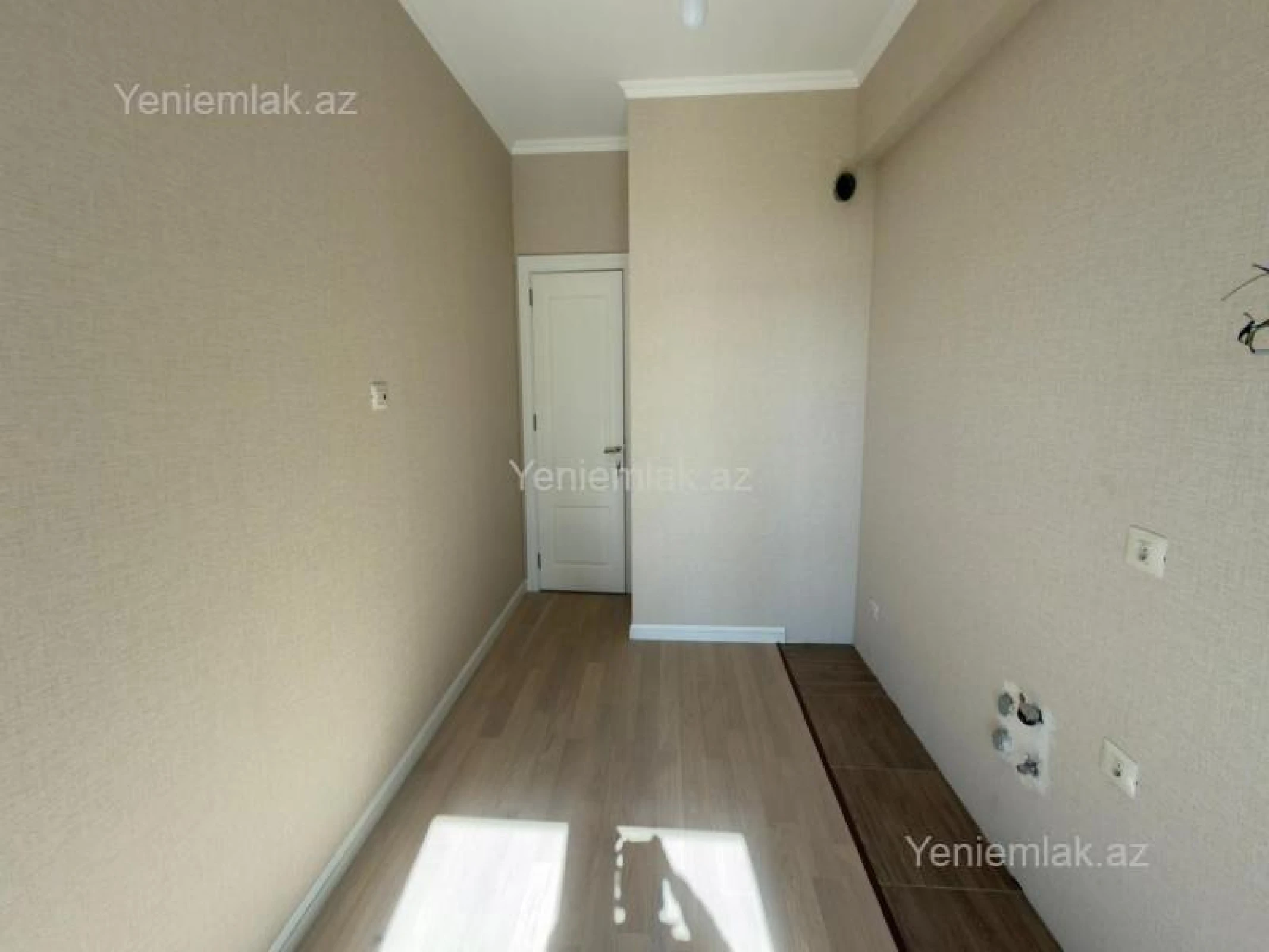 Satılır 3 otaqlı yeni tikili 83 m²