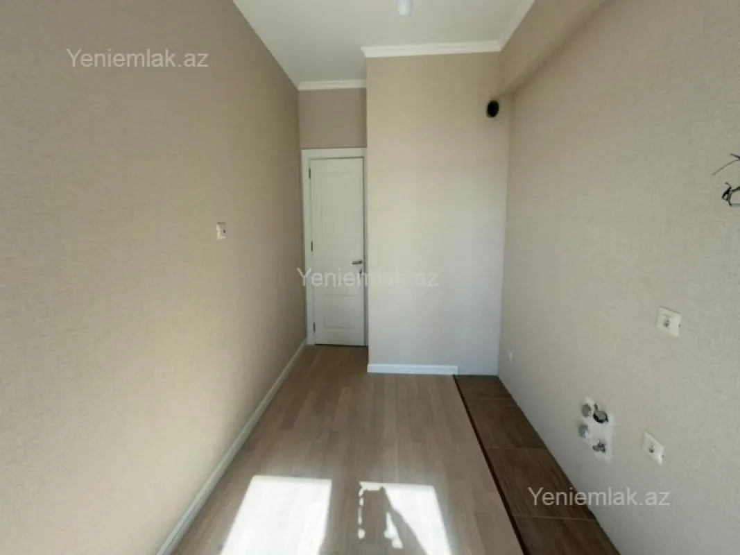 Satılır 3 otaqlı yeni tikili 83 m²