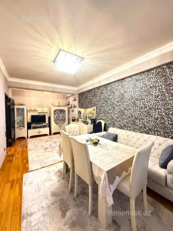 Satılır 2 otaqlı yeni tikili 55 m²