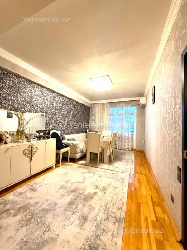 Satılır 2 otaqlı yeni tikili 55 m²
