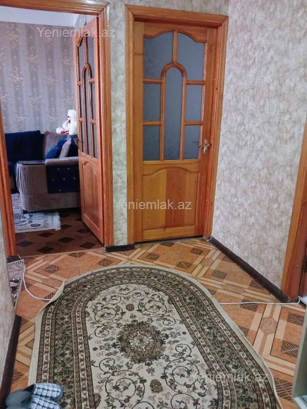 Satılır 3 otaqlı köhnə tikili 85 m²