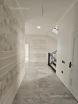 Satılır 11 otaqlı həyət evi 450 m²