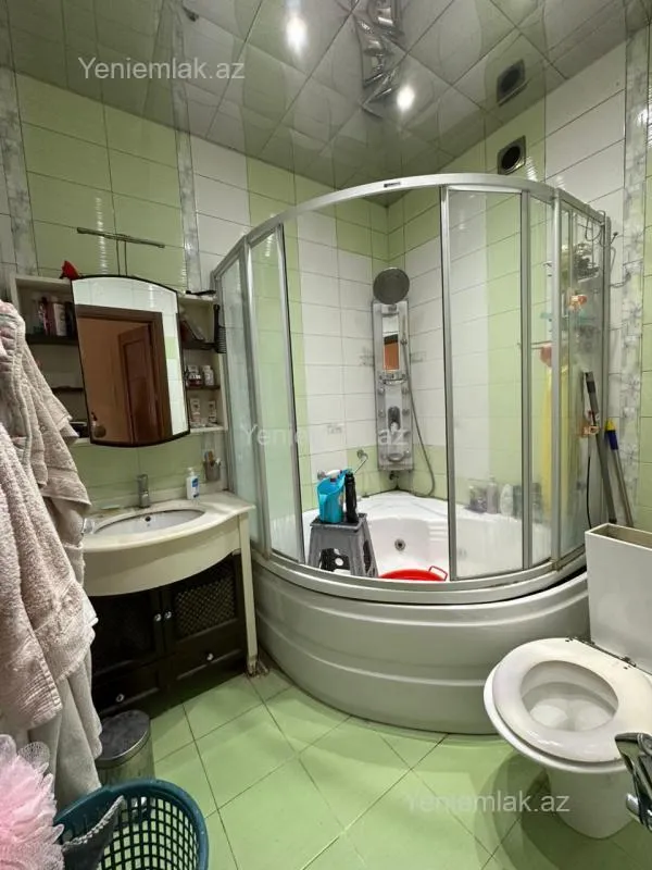 Satılır 3 otaqlı yeni tikili 110 m²