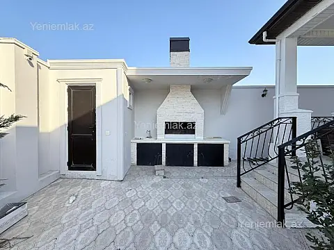 Satılır 5 otaqlı həyət evi 270 m²