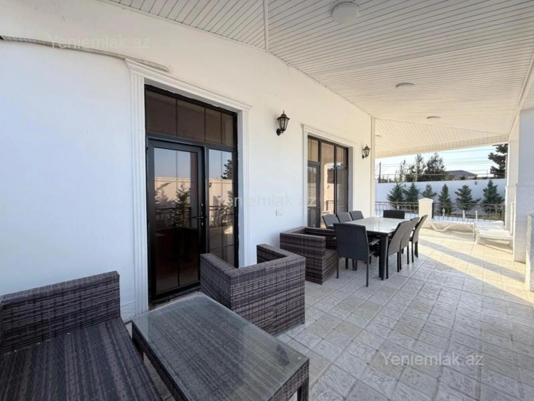 Satılır 5 otaqlı həyət evi 270 m²