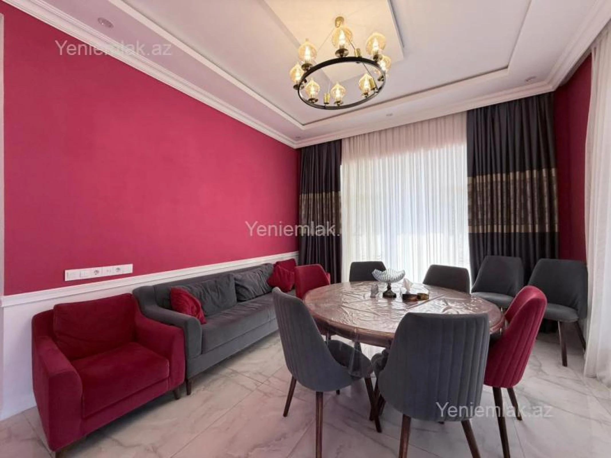 Satılır 5 otaqlı həyət evi 270 m²
