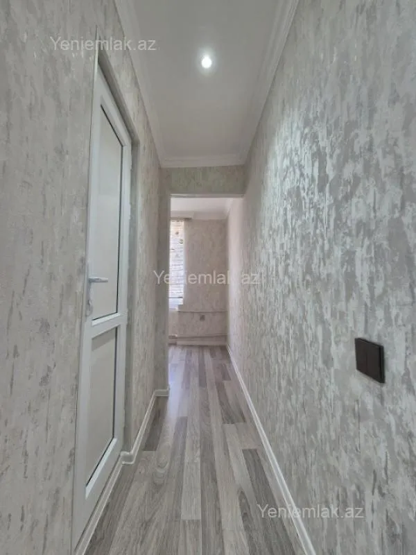 Satılır 2 otaqlı köhnə tikili 38 m²
