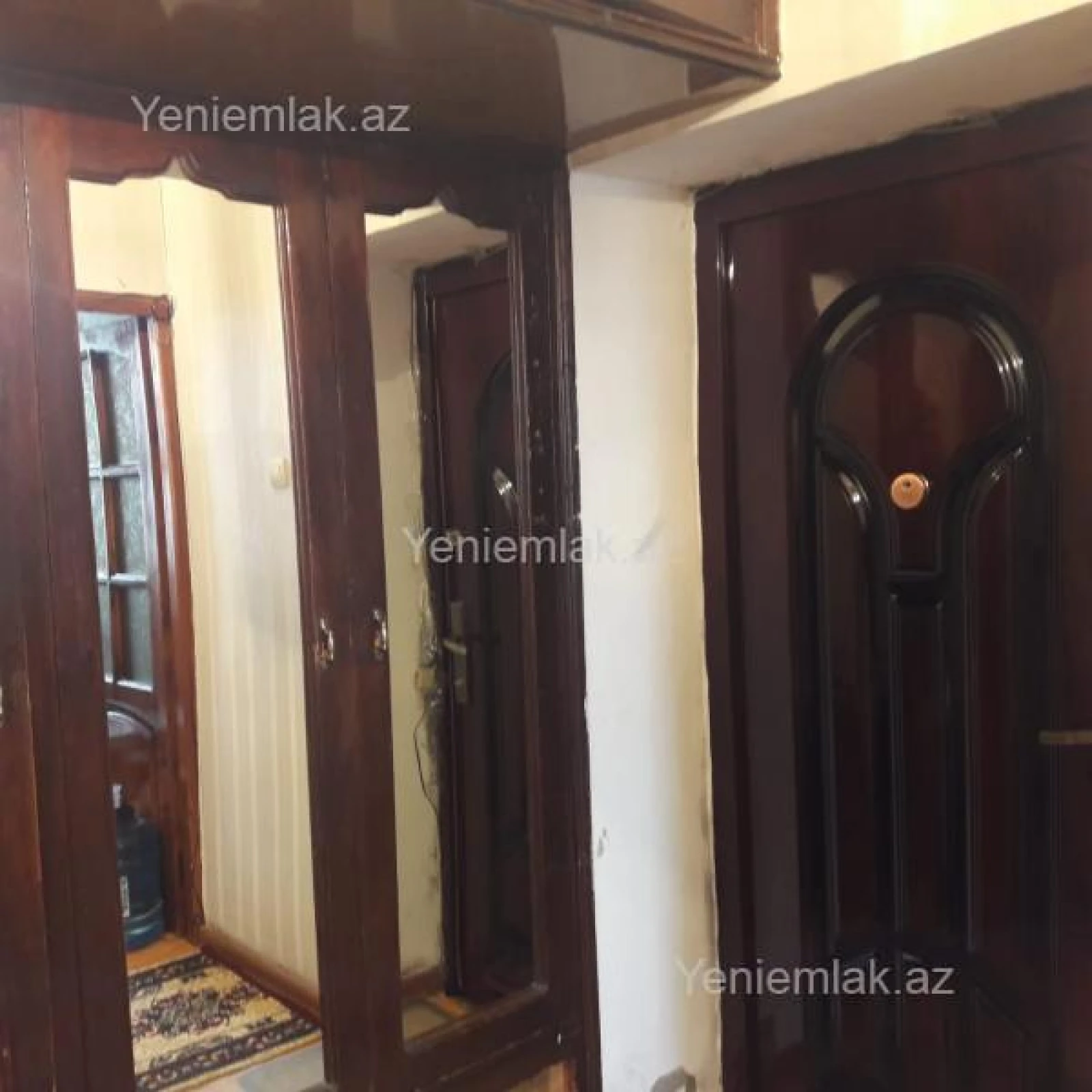 Satılır 2 otaqlı köhnə tikili 40 m²