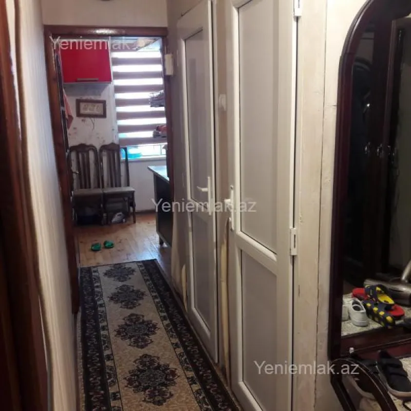 Satılır 2 otaqlı köhnə tikili 40 m²