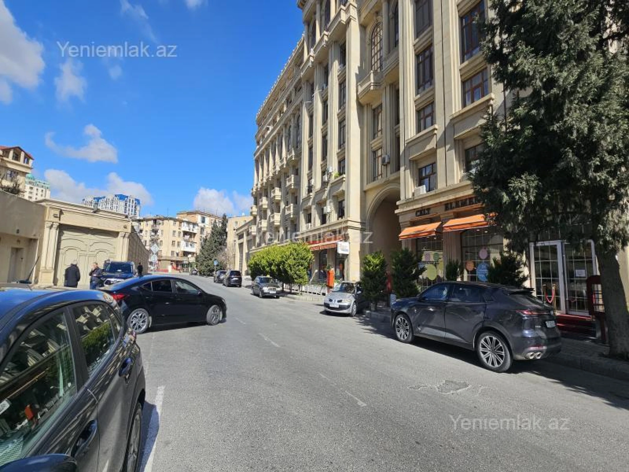 Satılır 2 otaqlı yeni tikili 85 m²