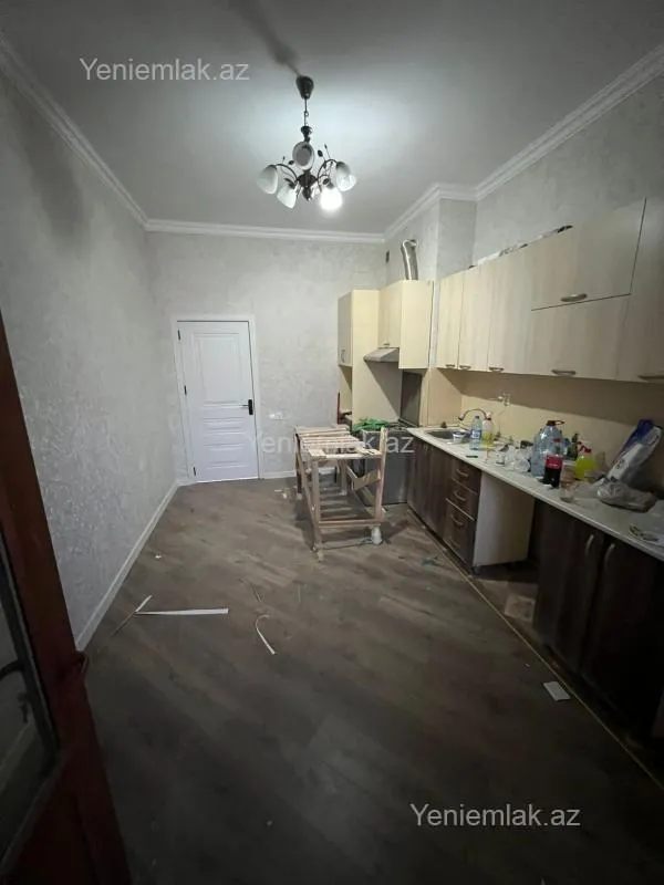 Satılır 2 otaqlı yeni tikili 85 m²