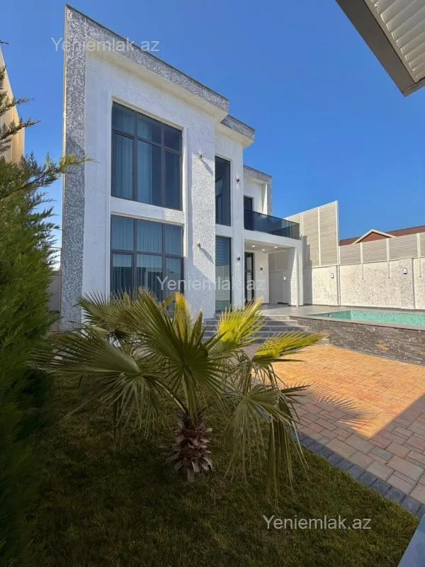 Satılır 5 otaqlı həyət evi 200 m²