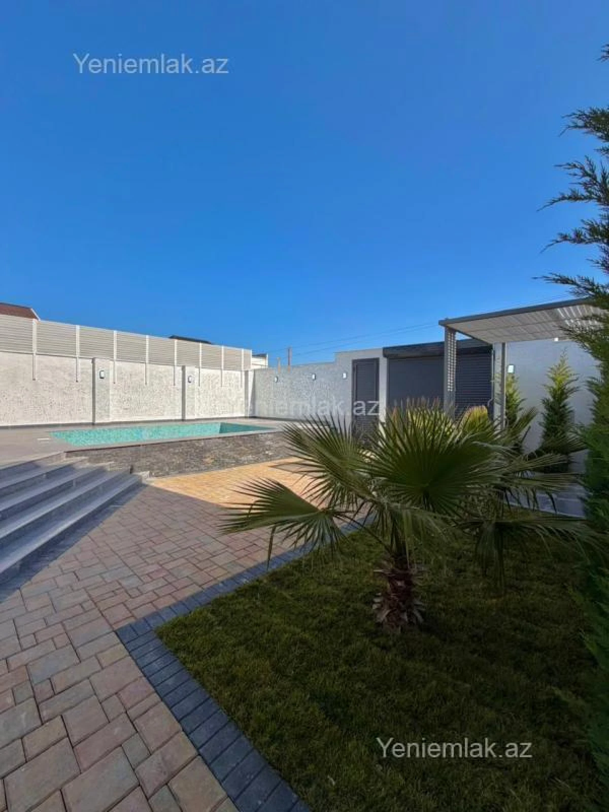 Satılır 5 otaqlı həyət evi 200 m²