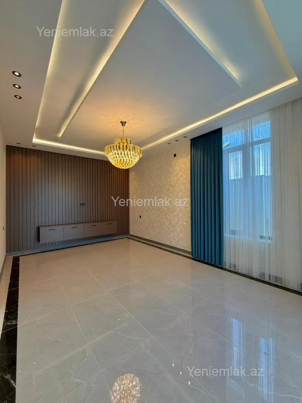 Satılır 5 otaqlı həyət evi 200 m²
