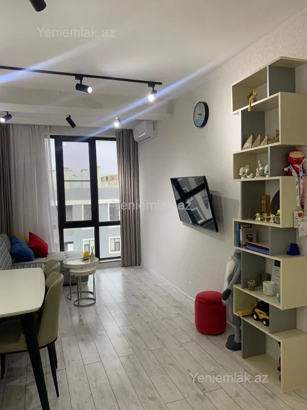 Satılır 2 otaqlı yeni tikili 62 m²