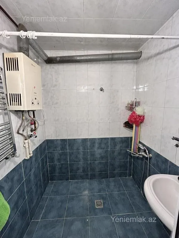 Satılır 3 otaqlı köhnə tikili 72 m²