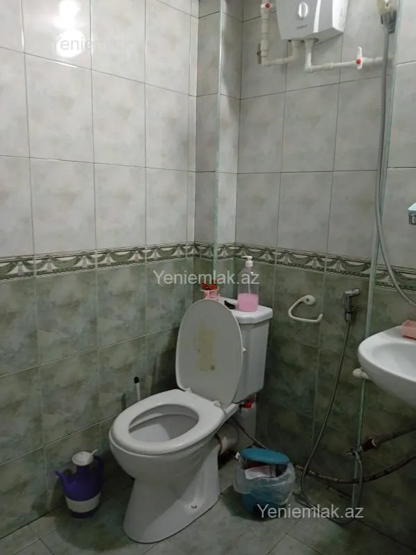 Satılır 2 otaqlı köhnə tikili 40 m²