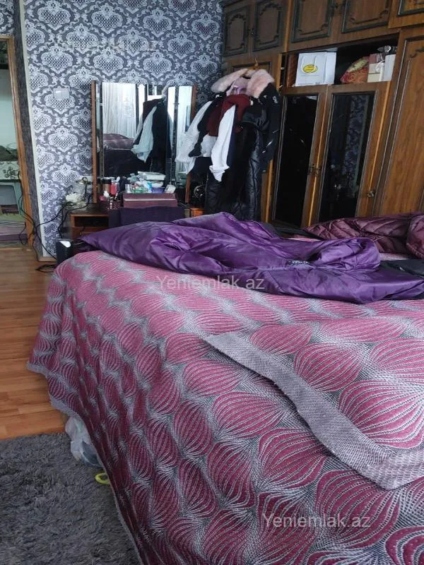 Satılır 2 otaqlı köhnə tikili 40 m²