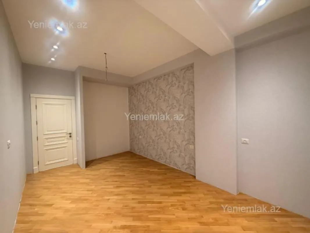 Satılır 4 otaqlı yeni tikili 142 m²
