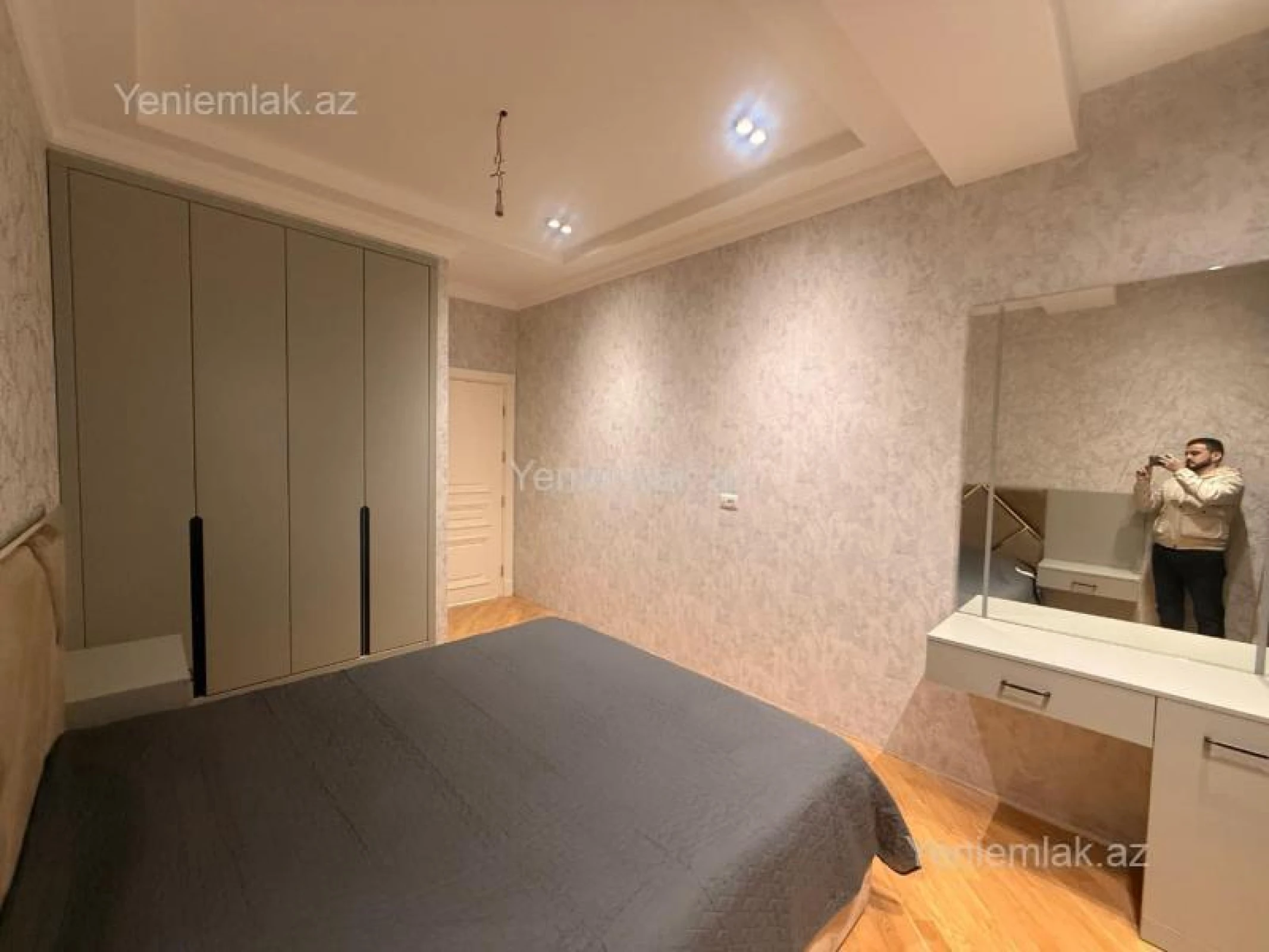 Satılır 4 otaqlı yeni tikili 142 m²