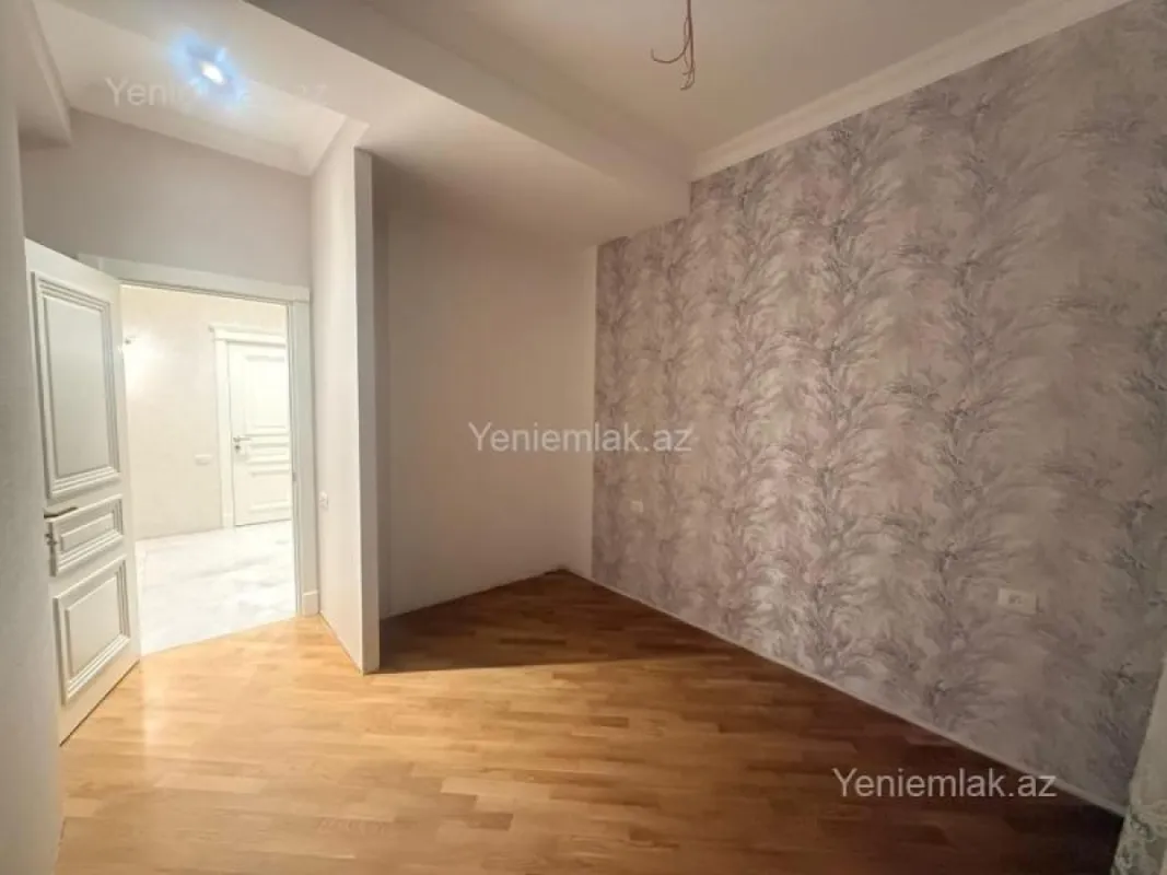 Satılır 4 otaqlı yeni tikili 142 m²