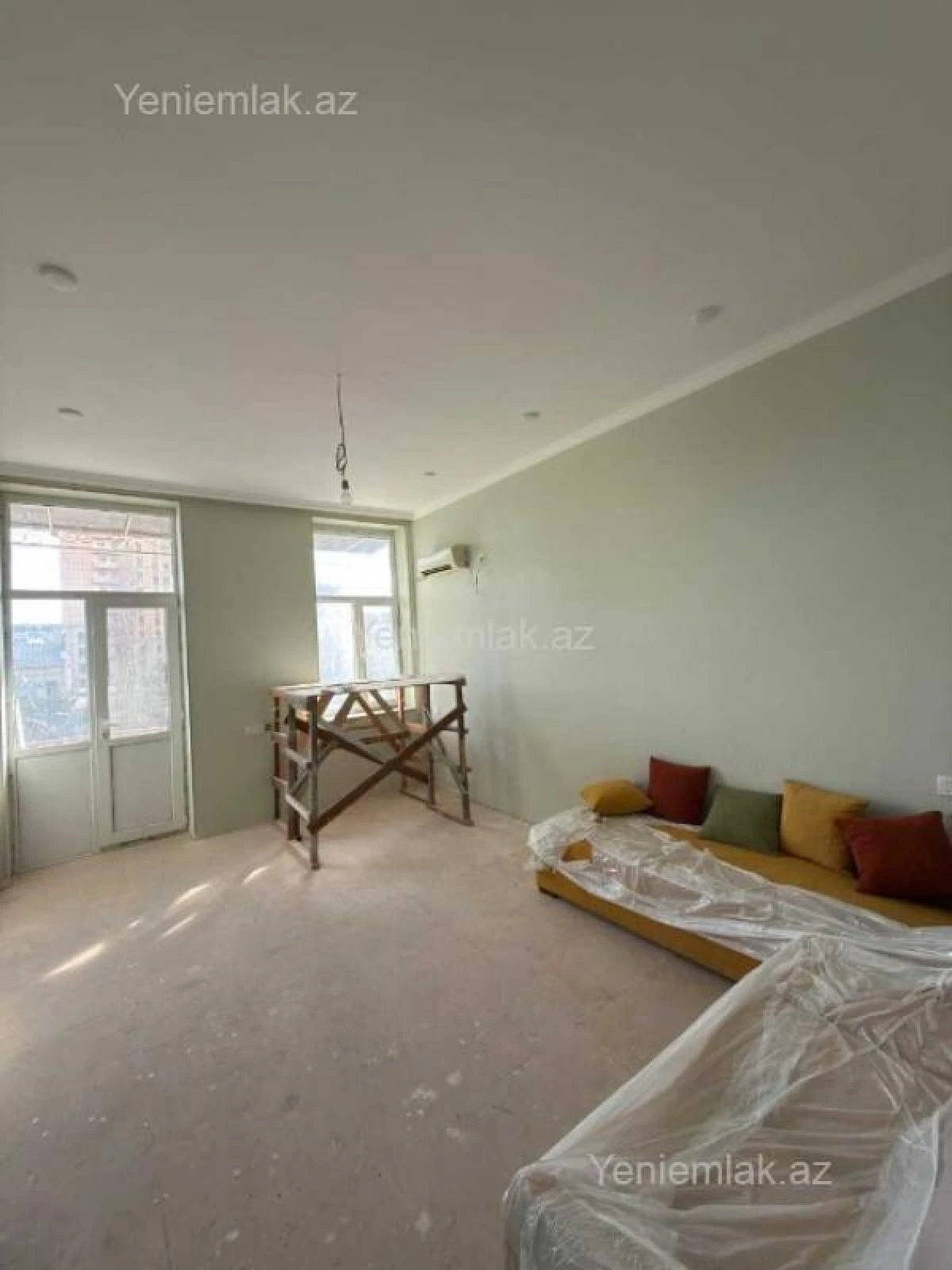 Satılır 3 otaqlı köhnə tikili 85 m²