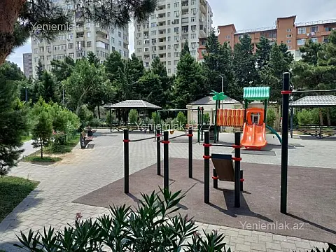 Satılır 3 otaqlı köhnə tikili 85 m²