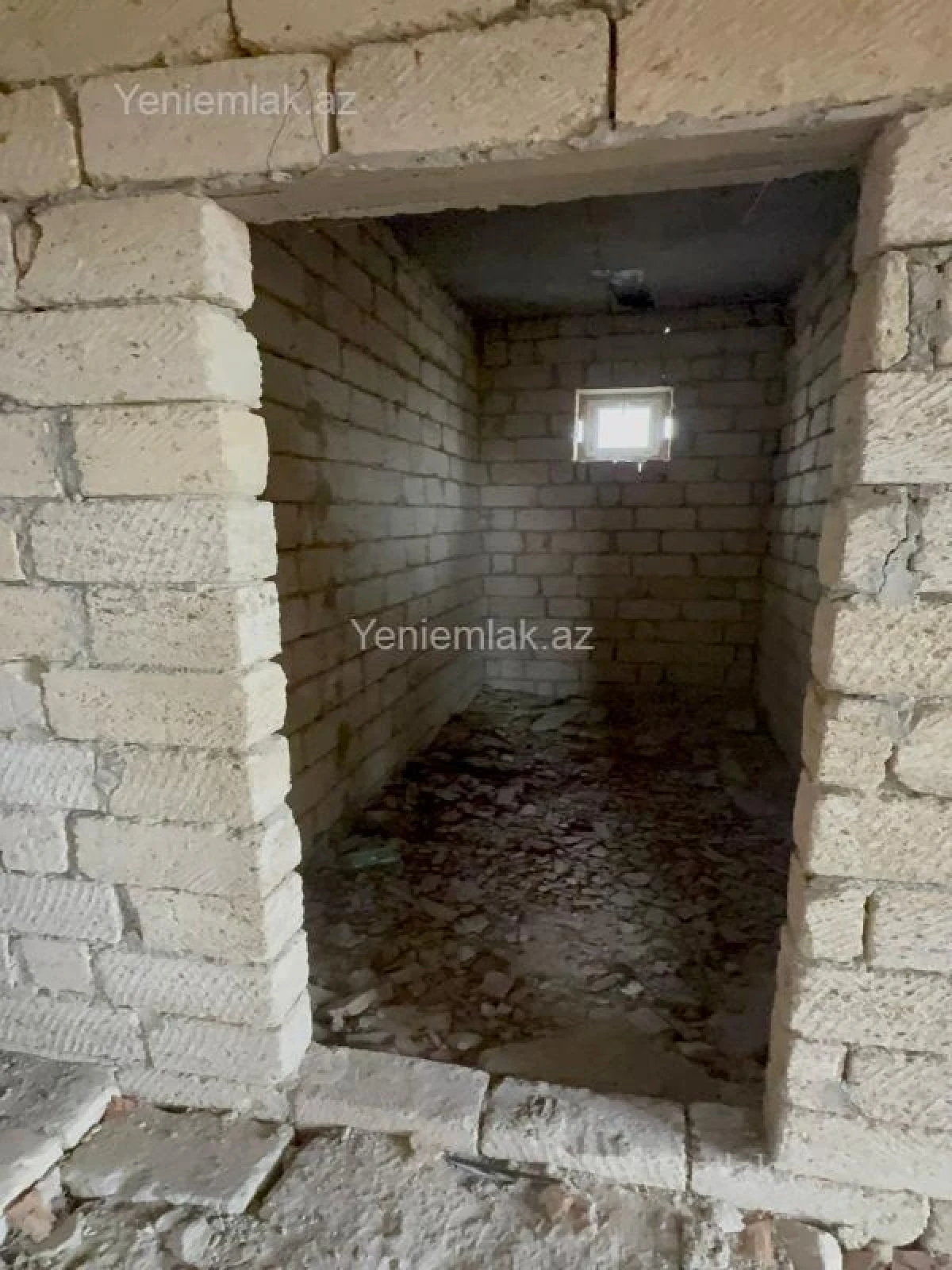 Satılır 6 otaqlı həyət evi 288 m²