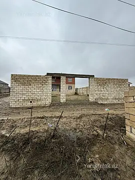 Satılır 6 otaqlı həyət evi 288 m²