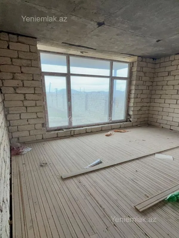 Satılır 6 otaqlı həyət evi 288 m²