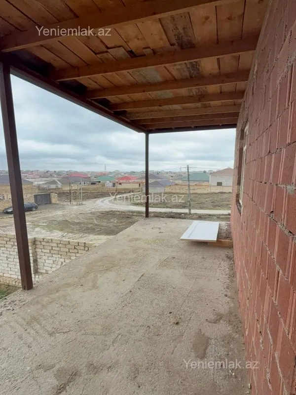 Satılır 6 otaqlı həyət evi 288 m²