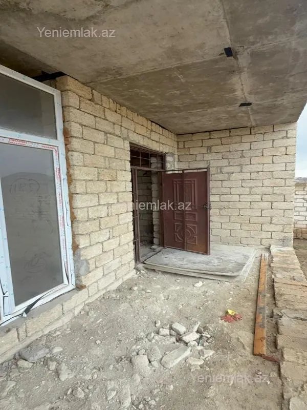 Satılır 6 otaqlı həyət evi 288 m²