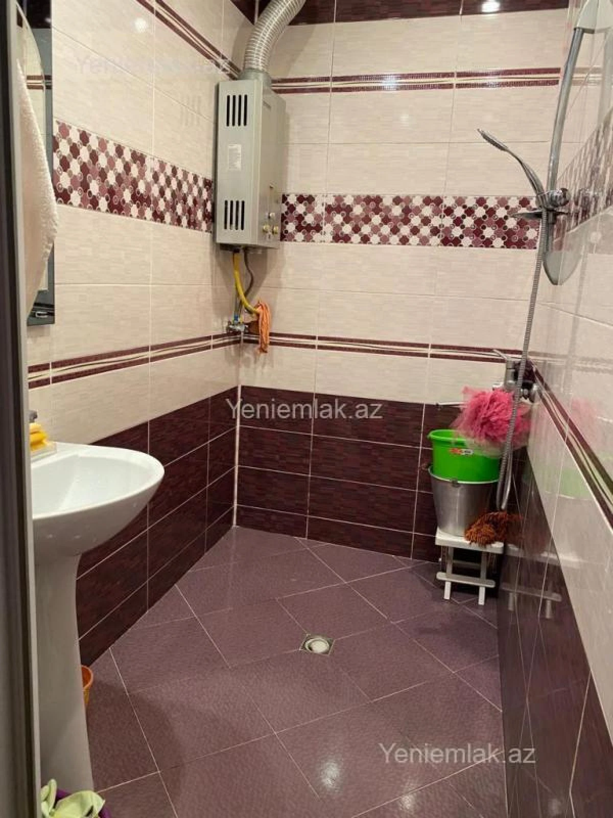 Satılır 3 otaqlı köhnə tikili 85 m²