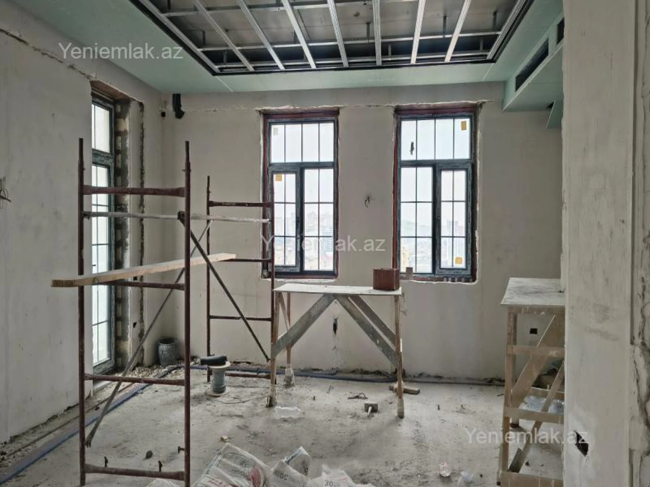 Satılır 6 otaqlı yeni tikili 270 m²