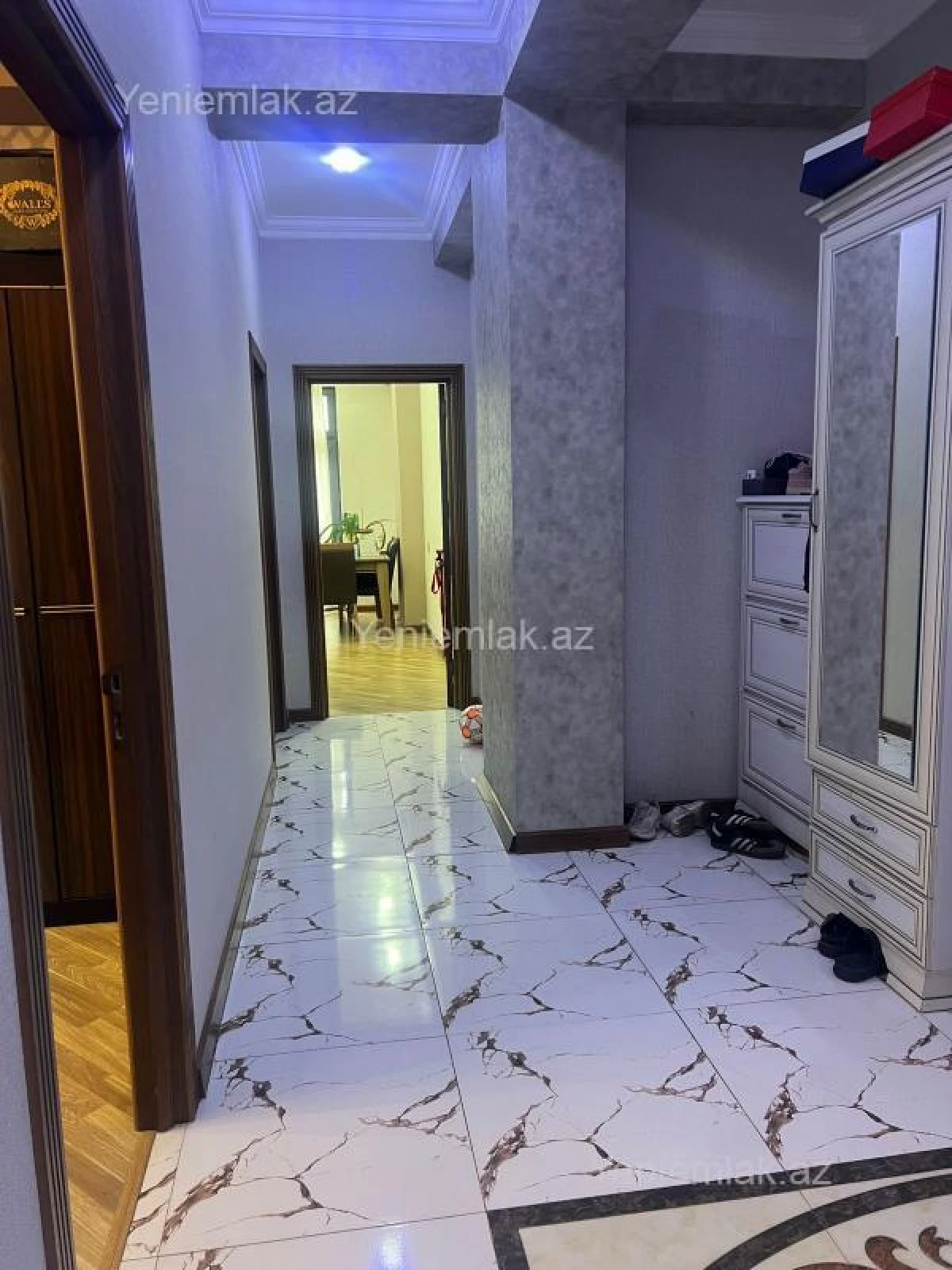 Satılır 3 otaqlı yeni tikili 105 m²