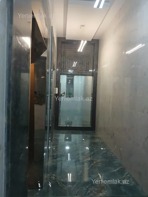 Satılır 3 otaqlı yeni tikili 70 m²