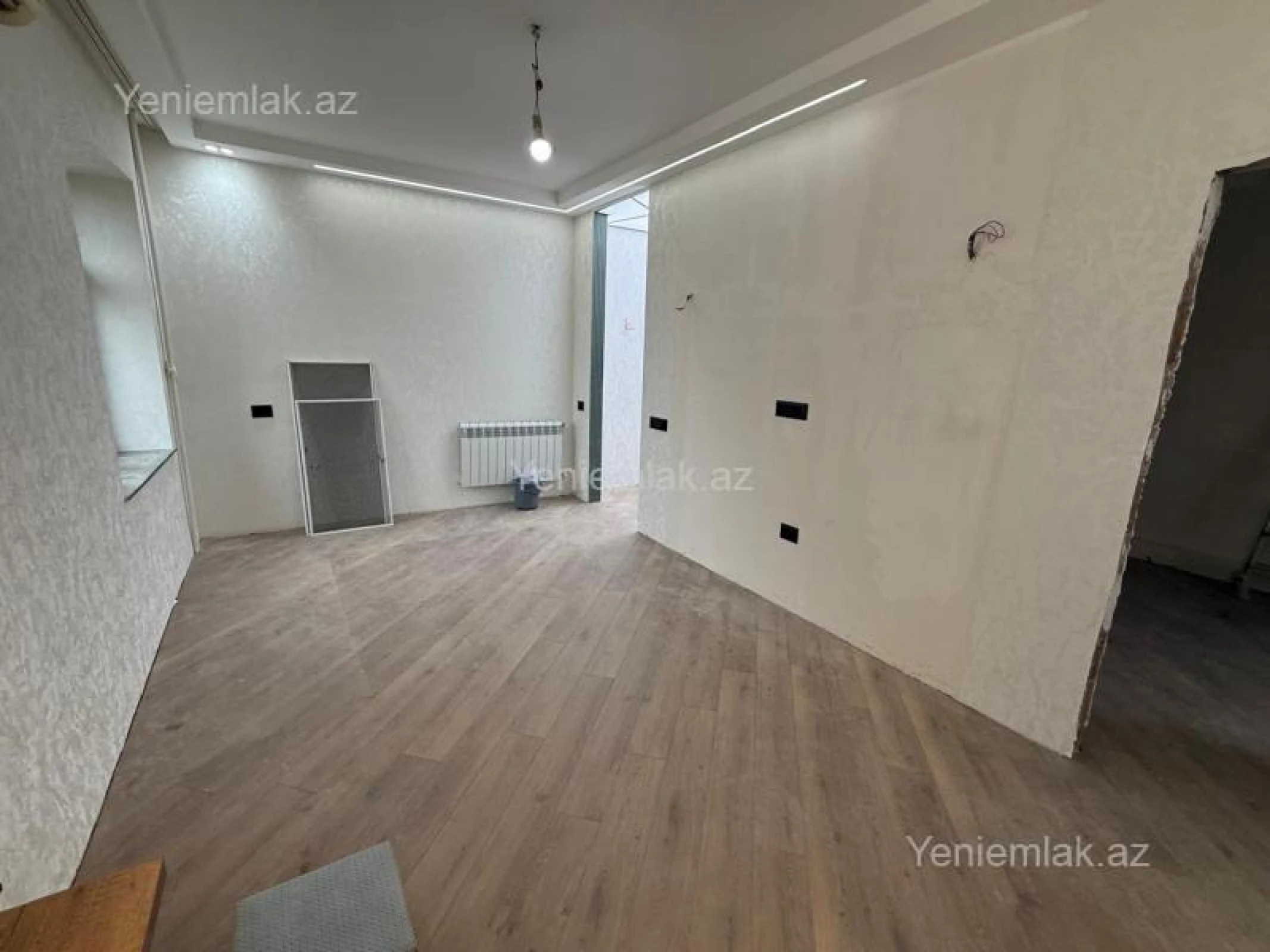 Satılır 1 otaqlı köhnə tikili 40 m²