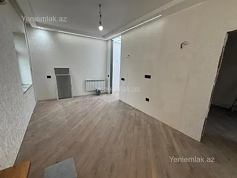 Satılır 1 otaqlı köhnə tikili 40 m²