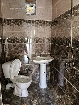 Satılır 1 otaqlı həyət evi 60 m²