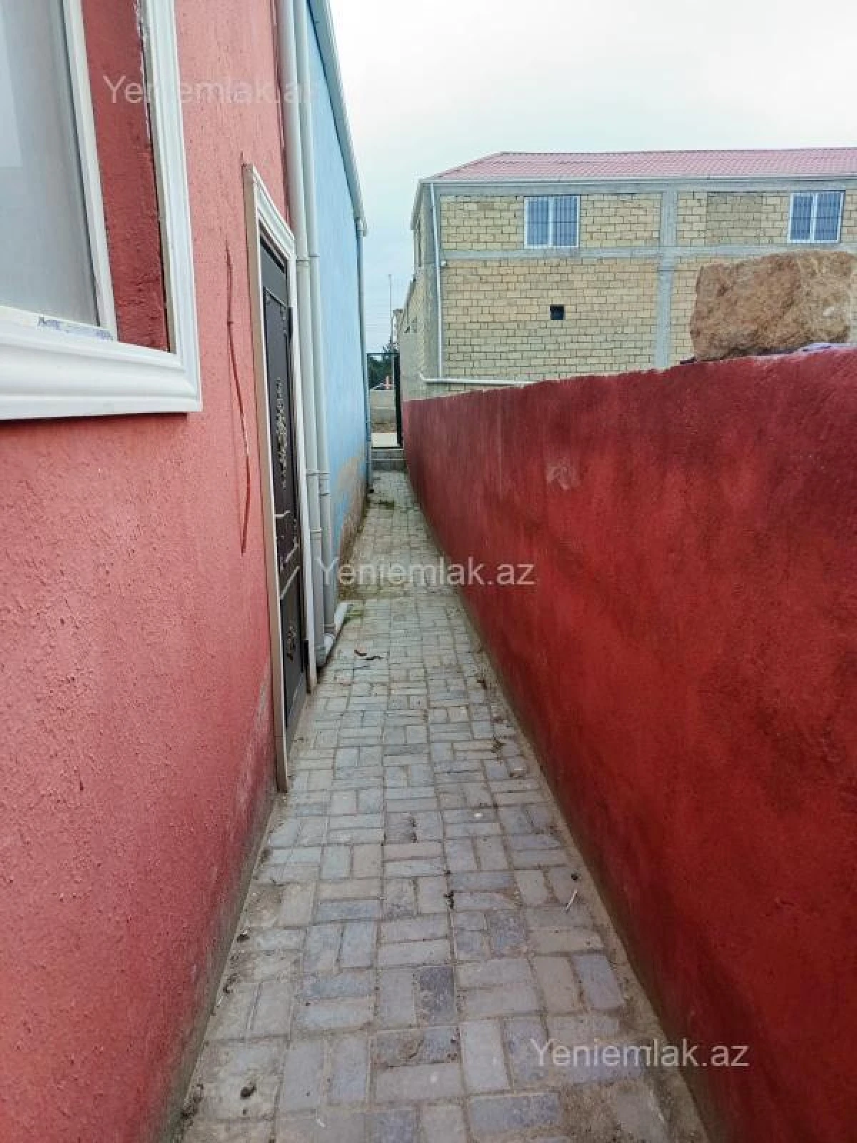 Satılır 1 otaqlı həyət evi 60 m²