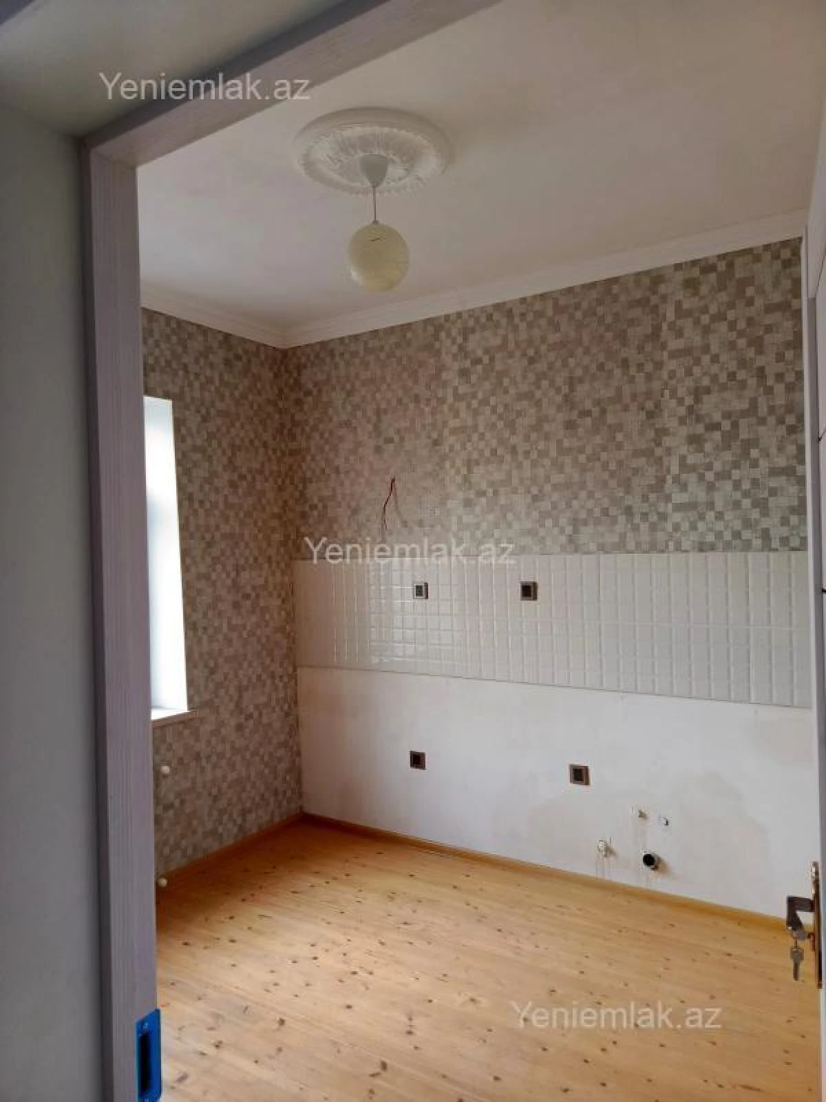 Satılır 1 otaqlı həyət evi 60 m²