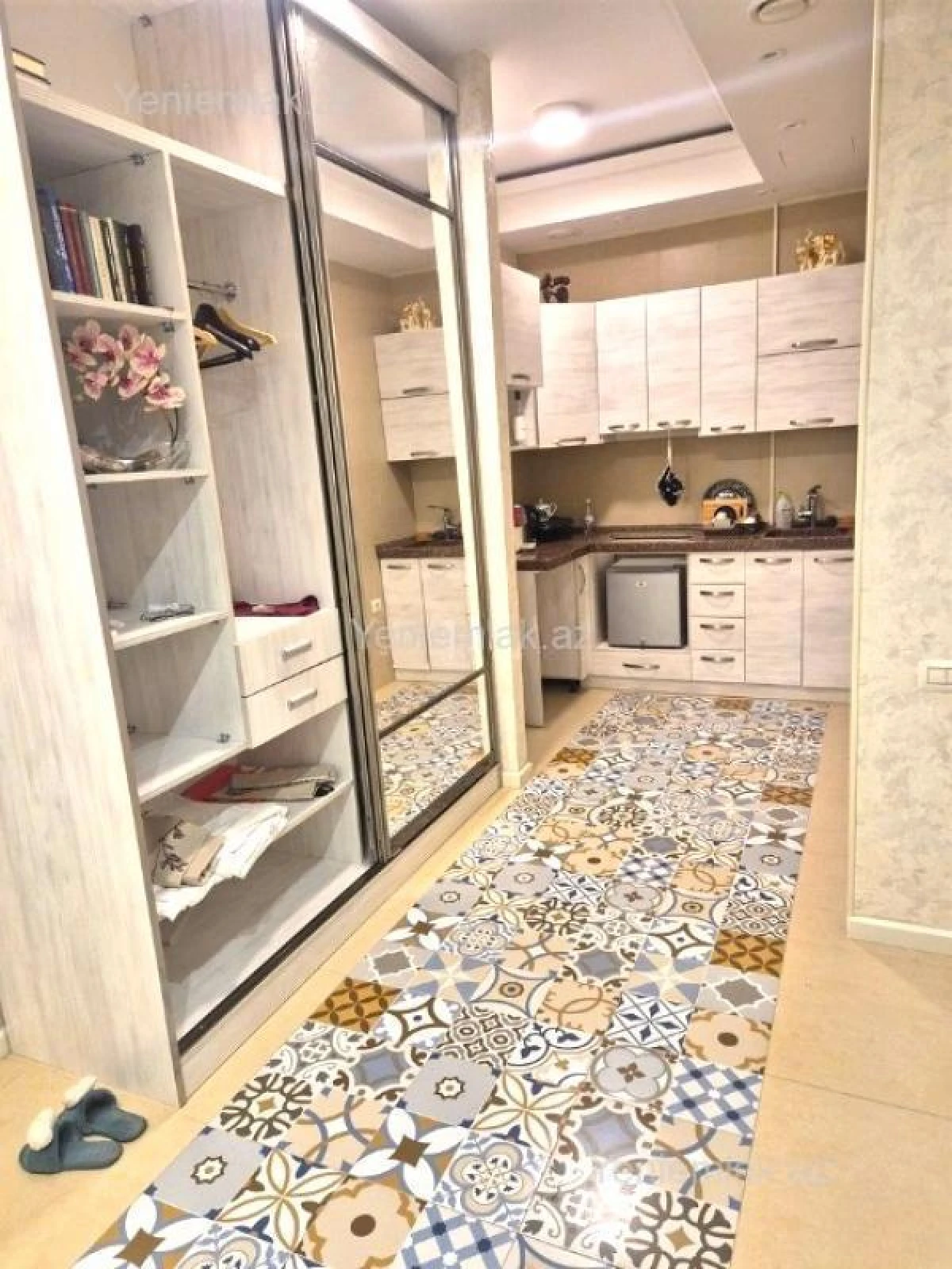 Satılır 2 otaqlı yeni tikili 70 m²