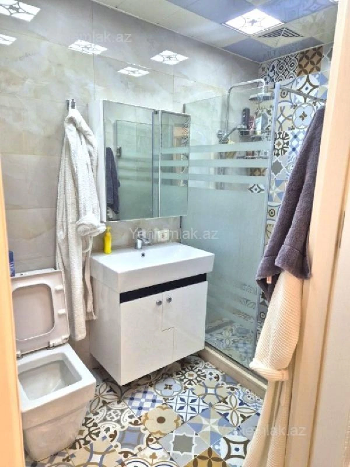 Satılır 2 otaqlı yeni tikili 70 m²