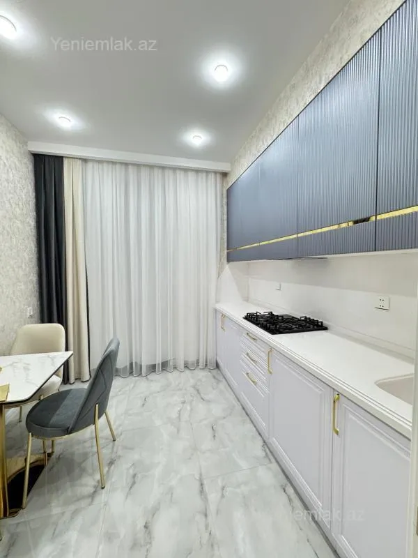 Satılır 3 otaqlı yeni tikili 83 m²